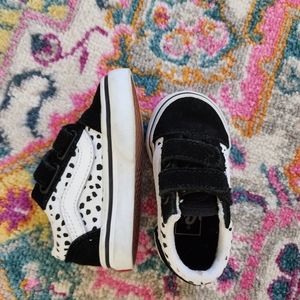 Toddler vans size 4